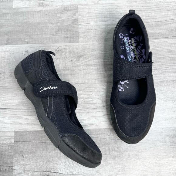 SKECHERS Be-Lux Black Air-Cooled Memory Foam Easy-Fasten Mary Jane Shoes 8 1/2 - Picture 1 of 8